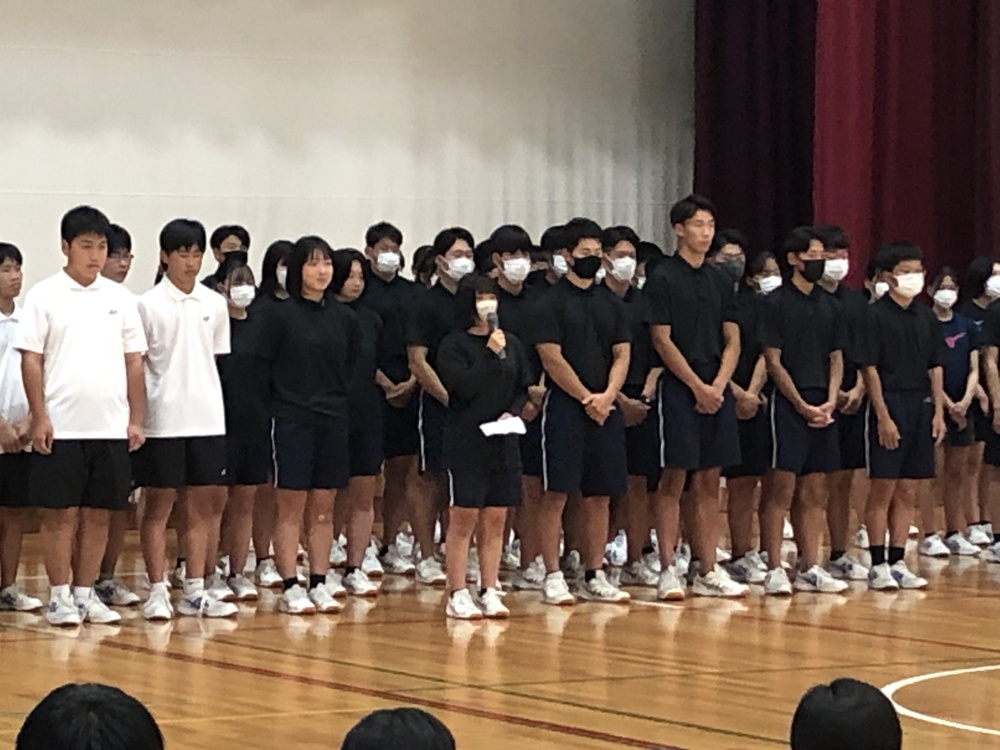 １０